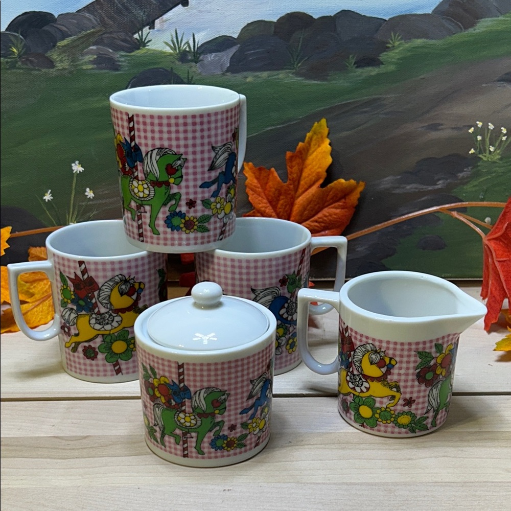 Vintage Kitsch Coffee Tea Set Mugs Creamer Sugar Bowl 1950s Carousel